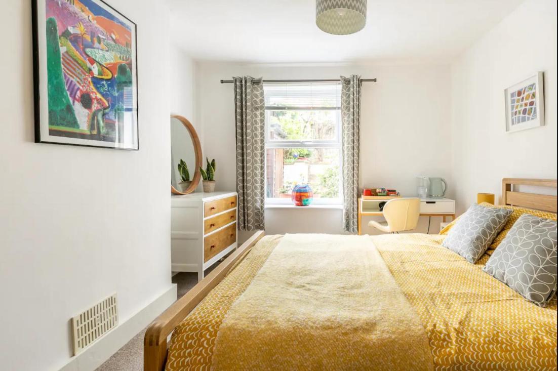 Bed and Breakfast Bradstone Garden Retreat With Own Entrance Folkestone Exterior foto